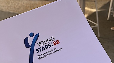Zettel mit YoungStars BB Logo